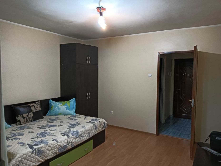 Inchiriez 1 camera mazepa