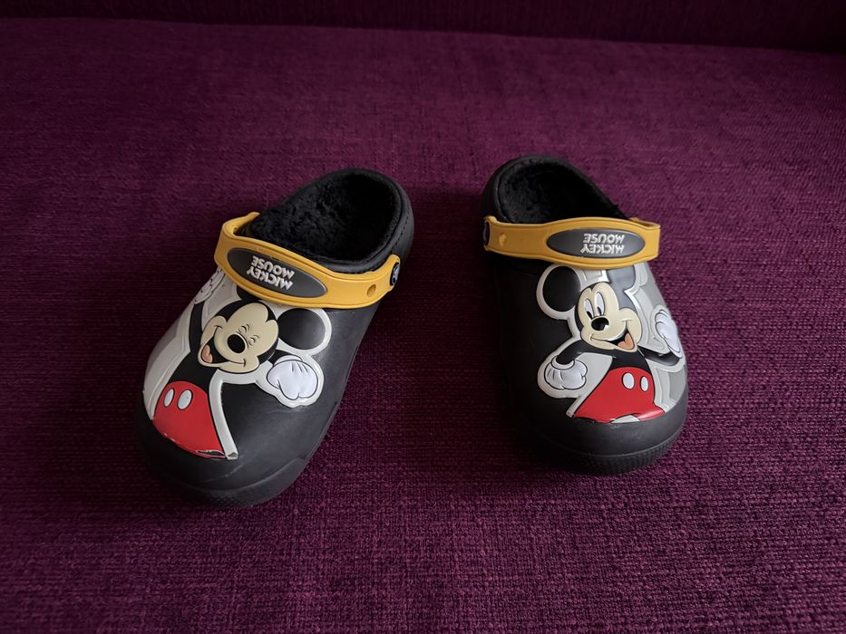 Crocs Mickey Mouse imblaniti J2 (nr 33-34)