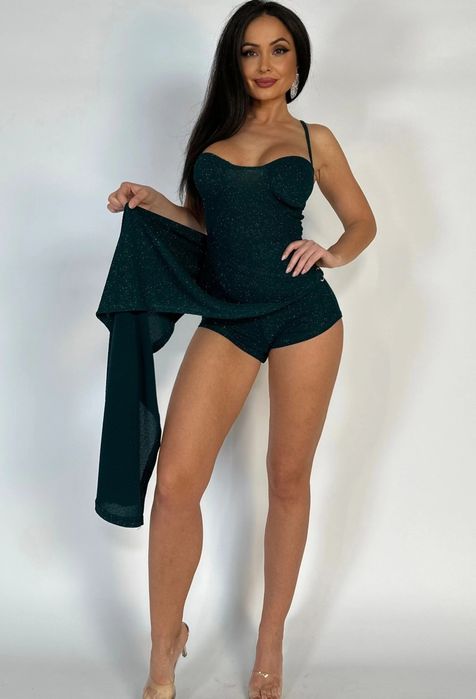 Продам! Комбинезон-платье с шортами.