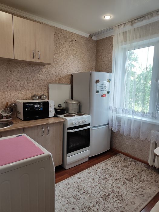 Сдаю квартиру посуточно 1,5