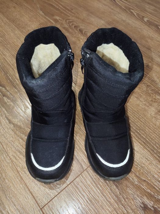 Зимние детские ботинки