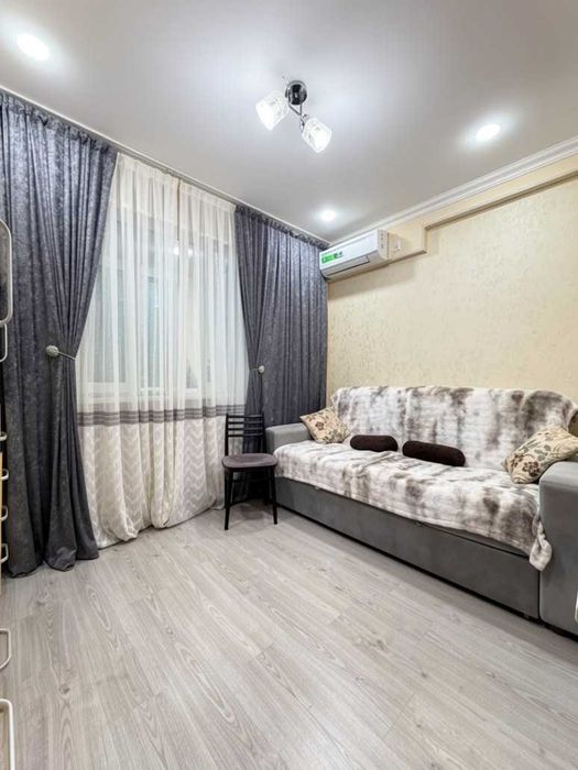 «СРОЧНО своя»  Паркентский 50кв м большая 1 в 2 с ремонтом,мебелью