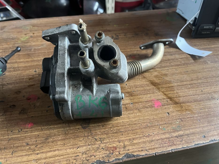 egr golf 5 1,4 fsi cod motor bkg cod 03c131503b