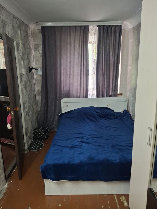 Продам квартиру в районе 3 школы.