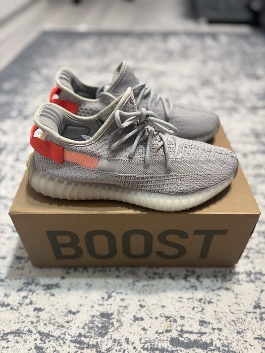 Yeezy 350 V2 Tail Light 42