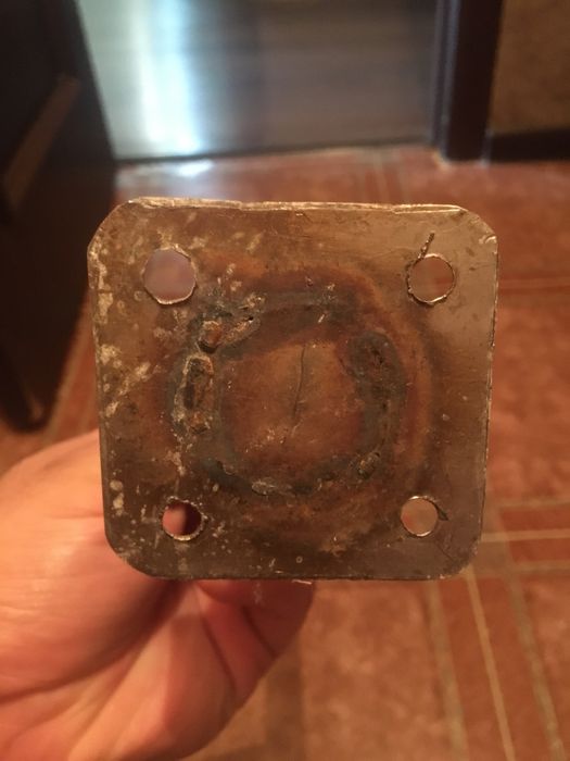 Турник дверной железный