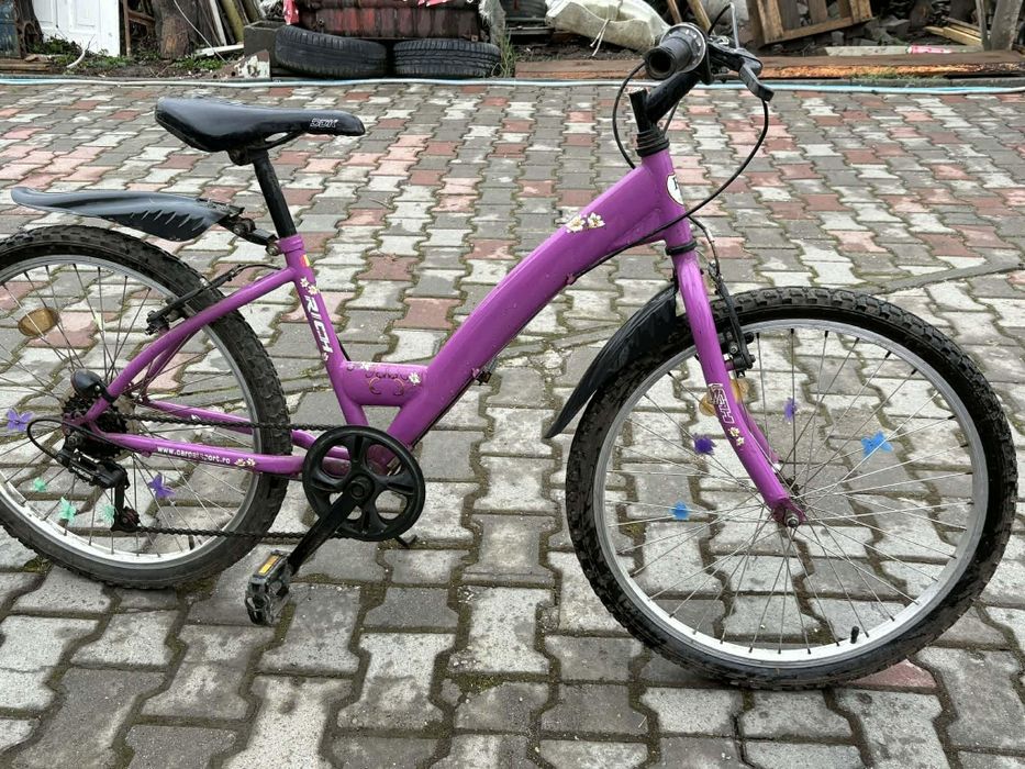 Bicicletă pentru fete