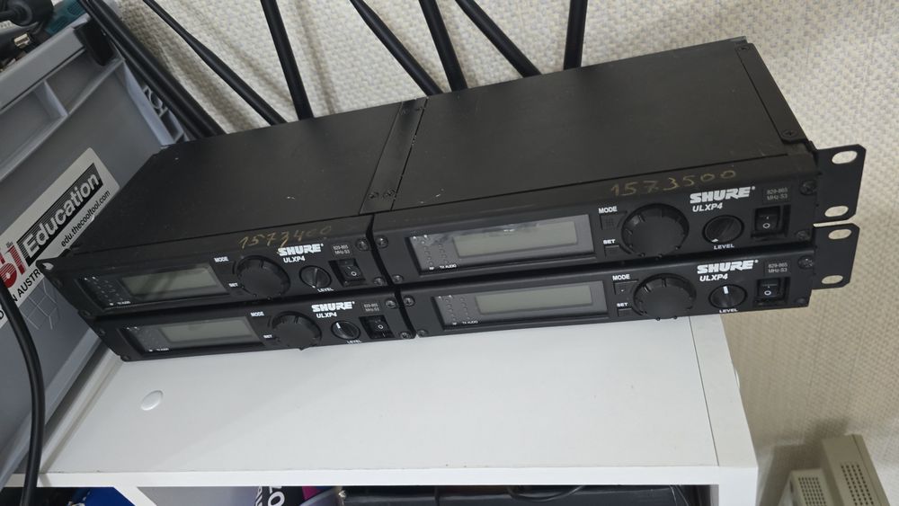 видеокамеры, CD проигрыватель