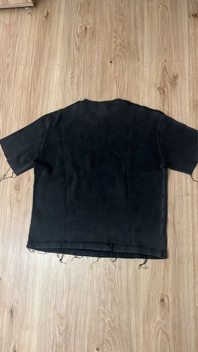 Zara distressed тениска