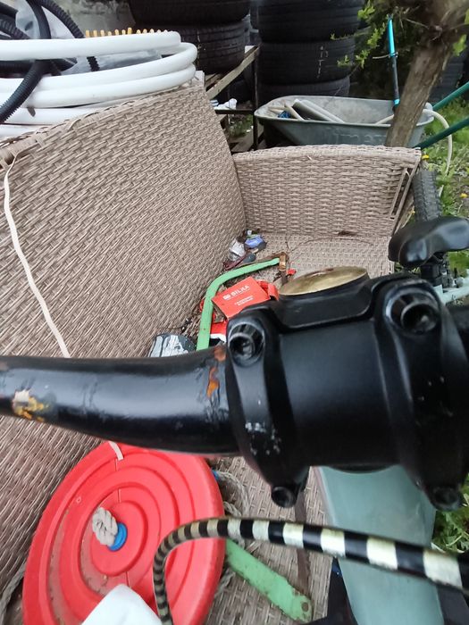 Pipa scurta bicicletă