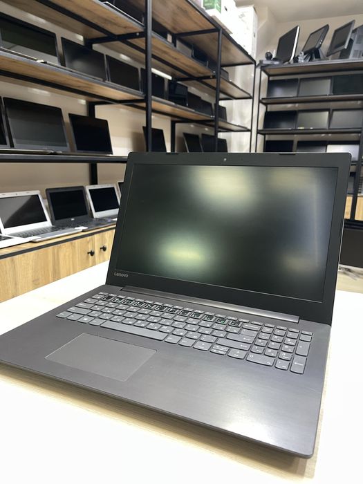 Ноутбук Lenovo Core i3 8 поколения