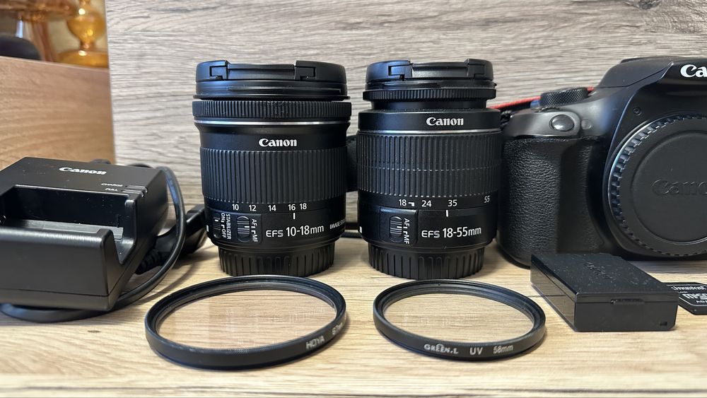 Canon 1300D + obiective 18-55, 10-15mm