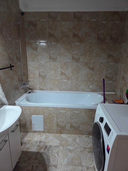 Inchirez apartament 2 camere langa vivo