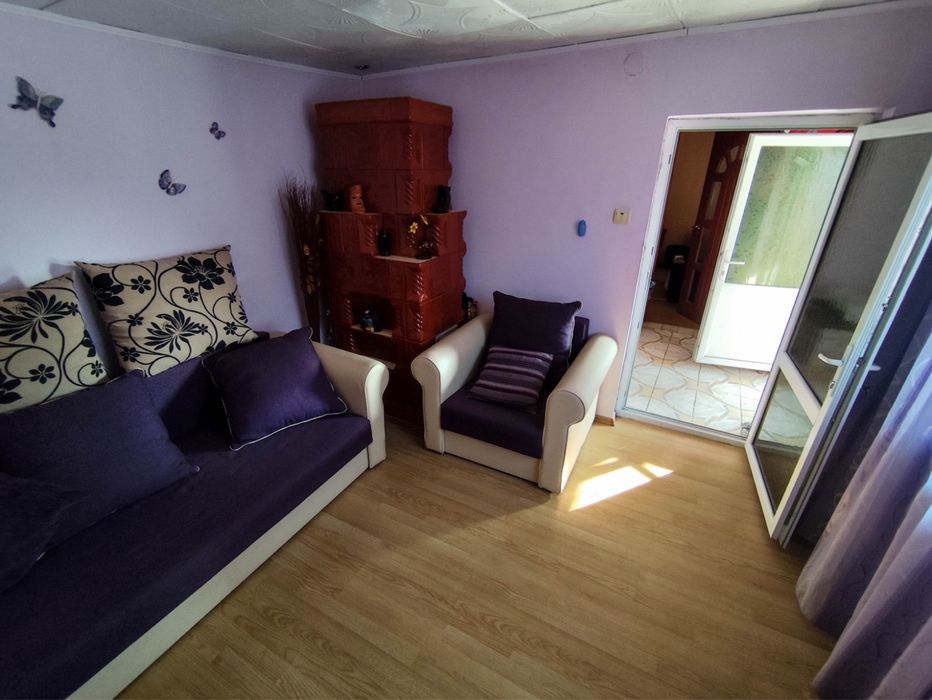 Casa de Vanzare - 4 camere - teren 905mp Mobilata - Utilata - Gropeni