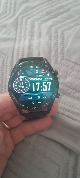 Ceas smart.din metal