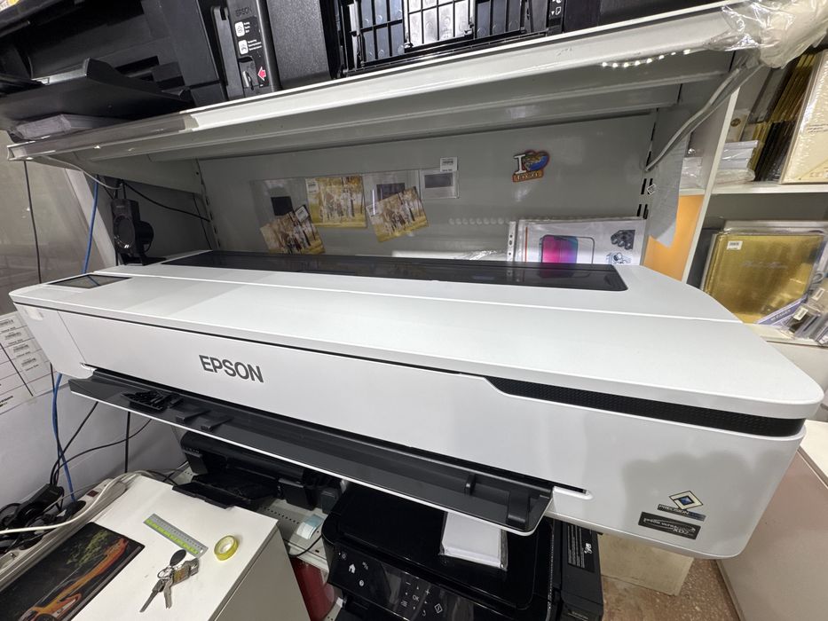 Продам широкоформатный плоттер Epson SC T5100 почти новый
