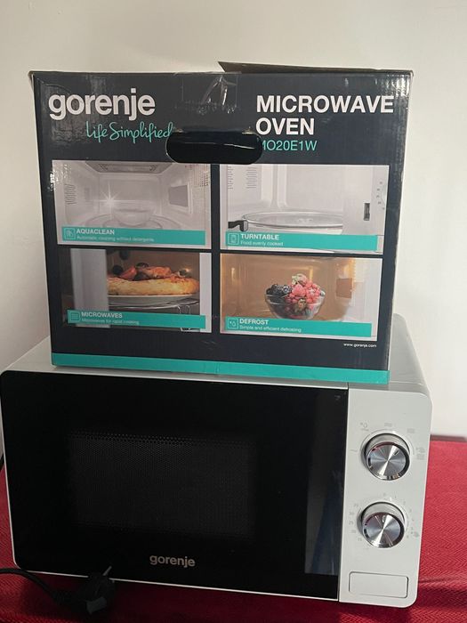 Cuptor microunde Gorenje 20L 800W cu cutie