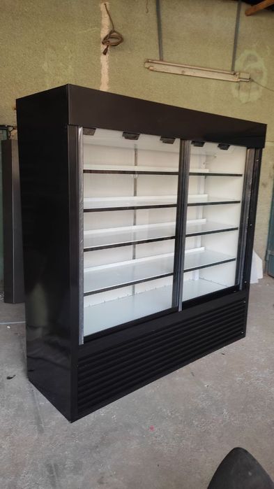 Витринный Холодильный Шкаф