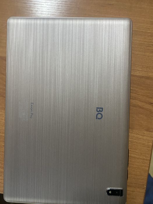 Планшет BQ 1024 8/32 гб