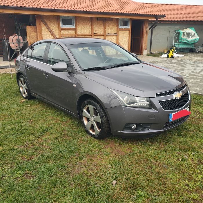Cevrolet Cruze 1.8, 141 к.с., газ-бензин