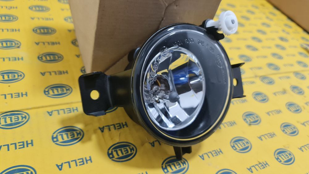 Lampa proiector ceata nou BMW X5 e70 facelift lci 2010+