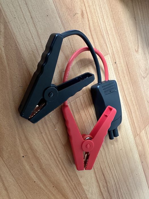 SAST – Джамп-стартер с компрессором