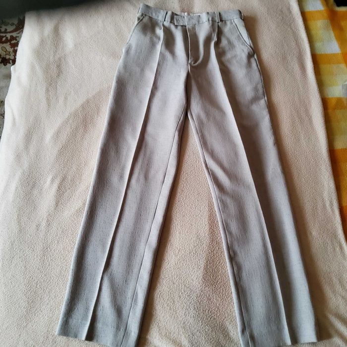 Продавам дамски панталони