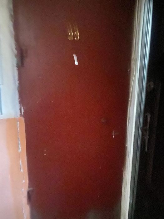 Продам  дверь металлическую