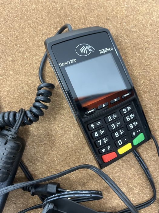 Terminal pos Ingenico Desk 3200  si extensie  desk 1200
