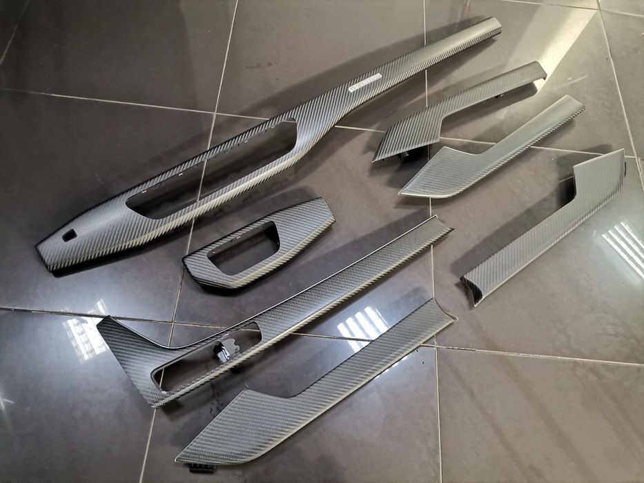 К-т Нов OE Carbon Gloss Audi A4 S4 RS4 8W A5 RS5 F5 Декоративни Лайсни