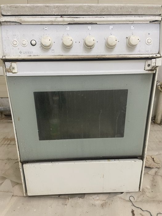 Газовая плита гефест в рабочем состоянее