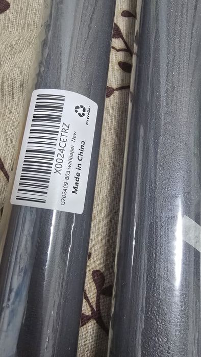 Tapet pentru mobila, pereți sau geamuri