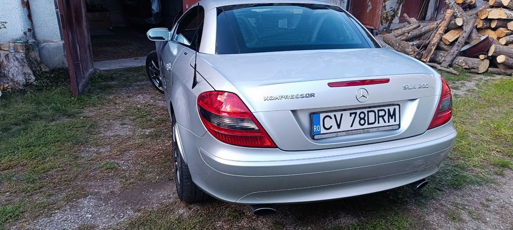 Mercedes Benz SLK 200 impecabil