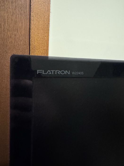 Монитор LG Flatron