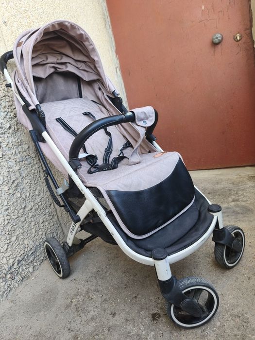 Коляска в хорошем состоянии