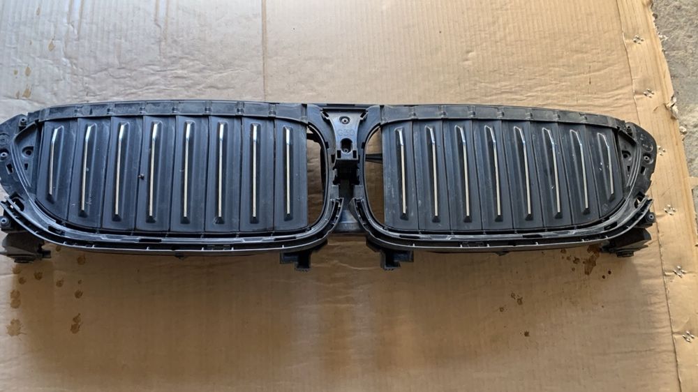 Маска за бмв/bmw 5  G30