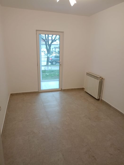Proprietar inchiriez spatiu comercial stradal