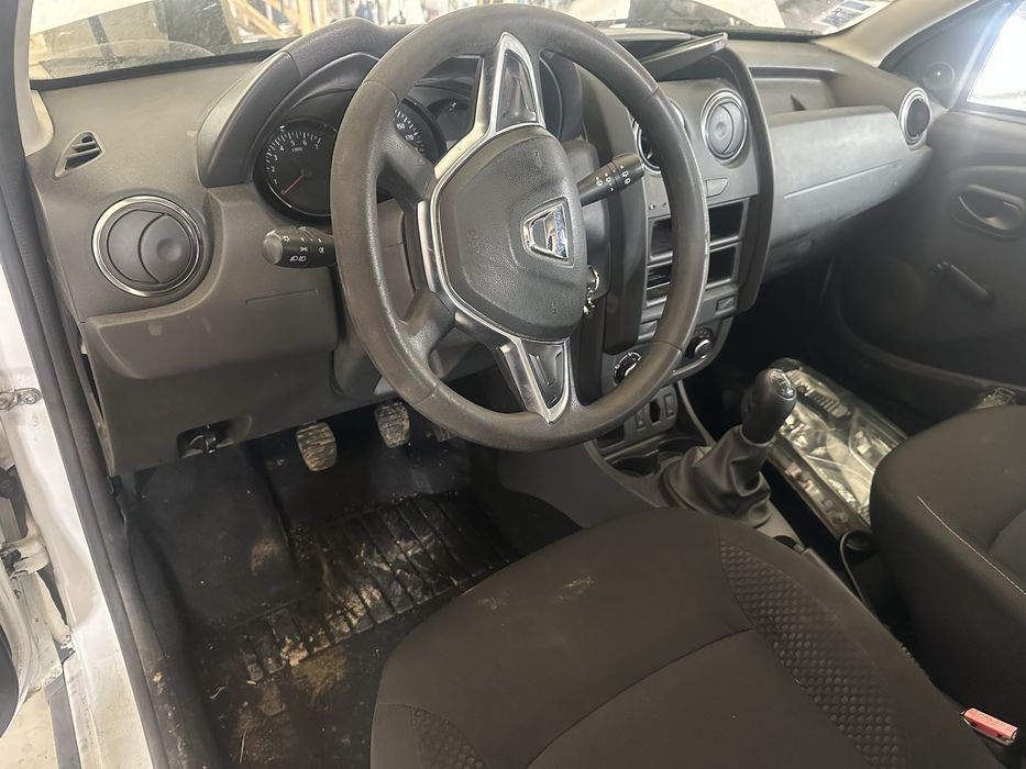 Piese dacia Duster 2017 motor 1,6 benzina
