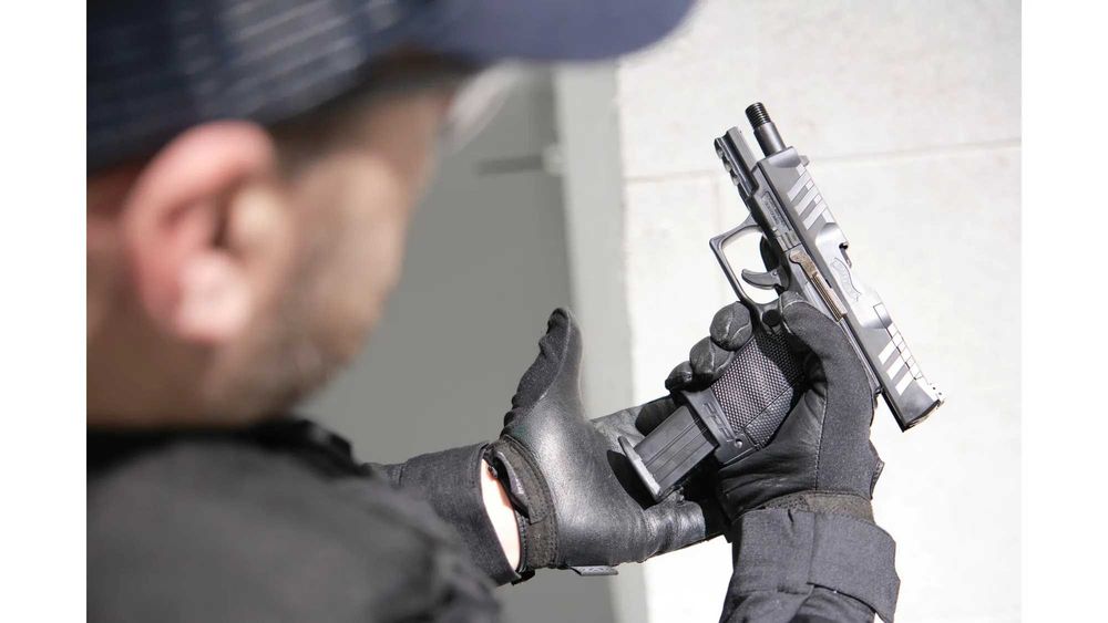 Еърсофт пистолет Walther PDP Compact 4 + заглушител (Пружинен) UMAREX Германия