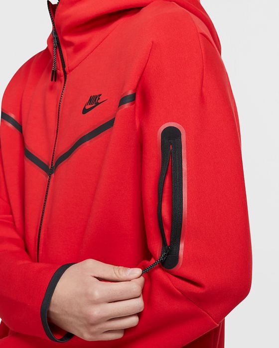 Nike tech fleece Red
