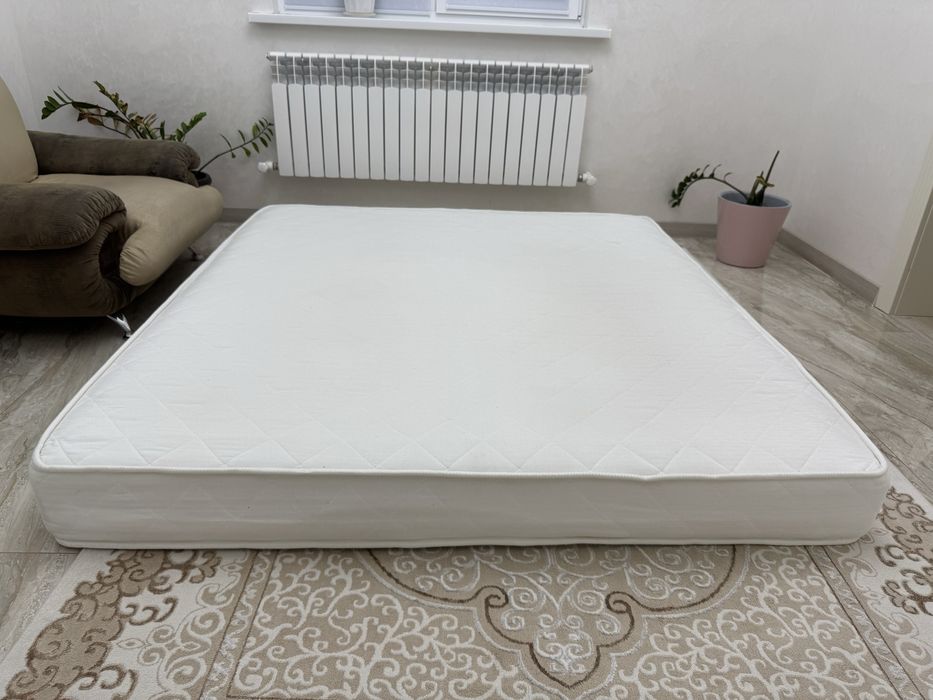 продам б/у матрас,180х200