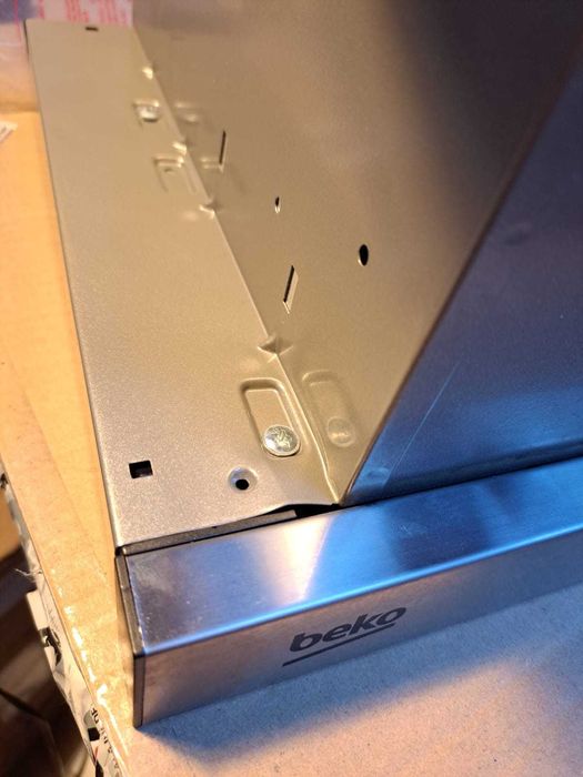 Hota incorporabila telescopica Beko