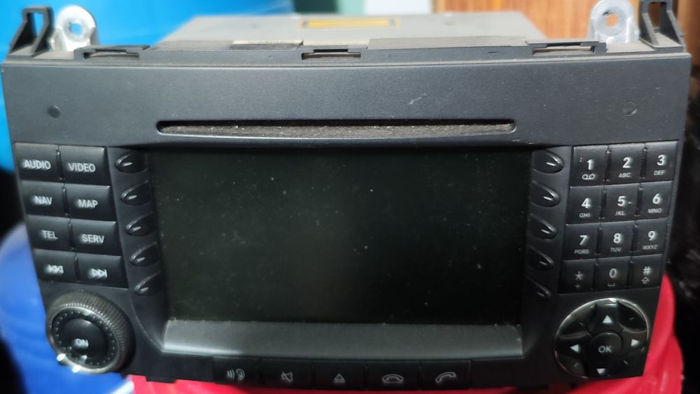 Navigatie originala Mercedes cd-mp3 radio