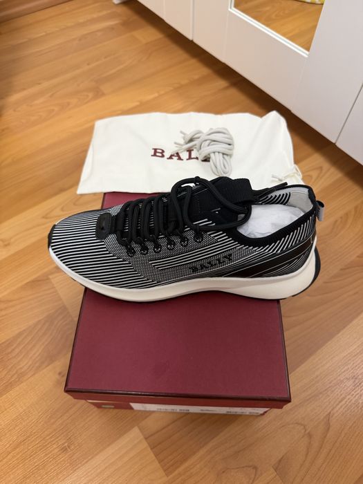 Adidasi Bally marimea  40.5