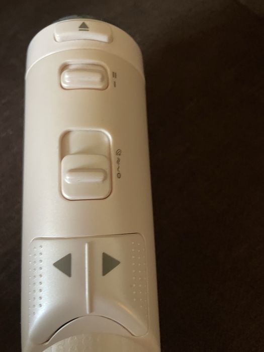 Въртяща четка Philips BHA735 с горещ въздух ,сешоар-маша.