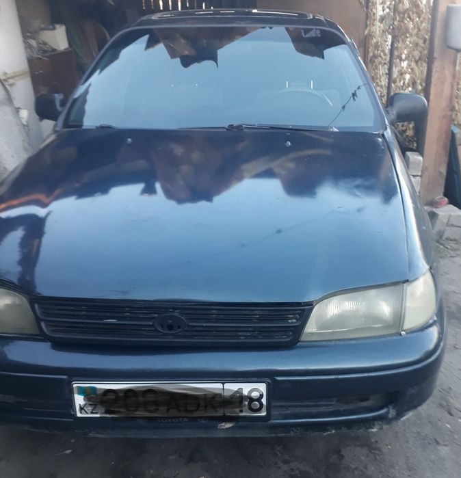 Продам  тайота карина Е