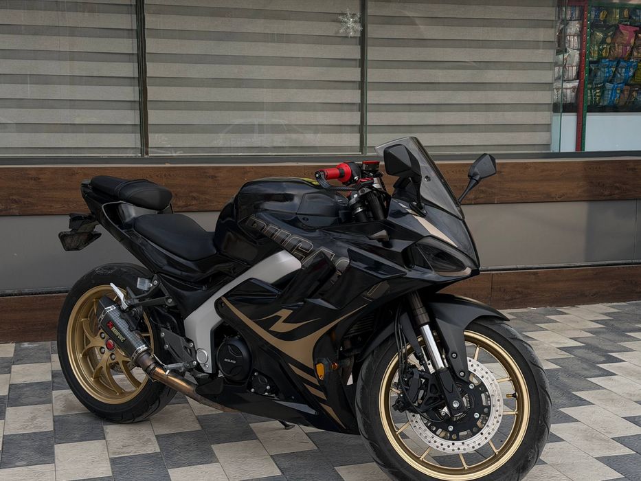 Ducati Supersport 950