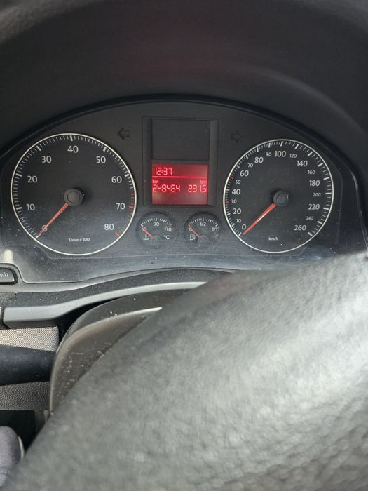 Продава се голф 5