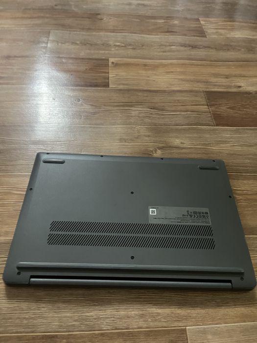 Ноутбук Lenovo Ideapad slim 3