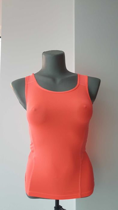 Потници много...